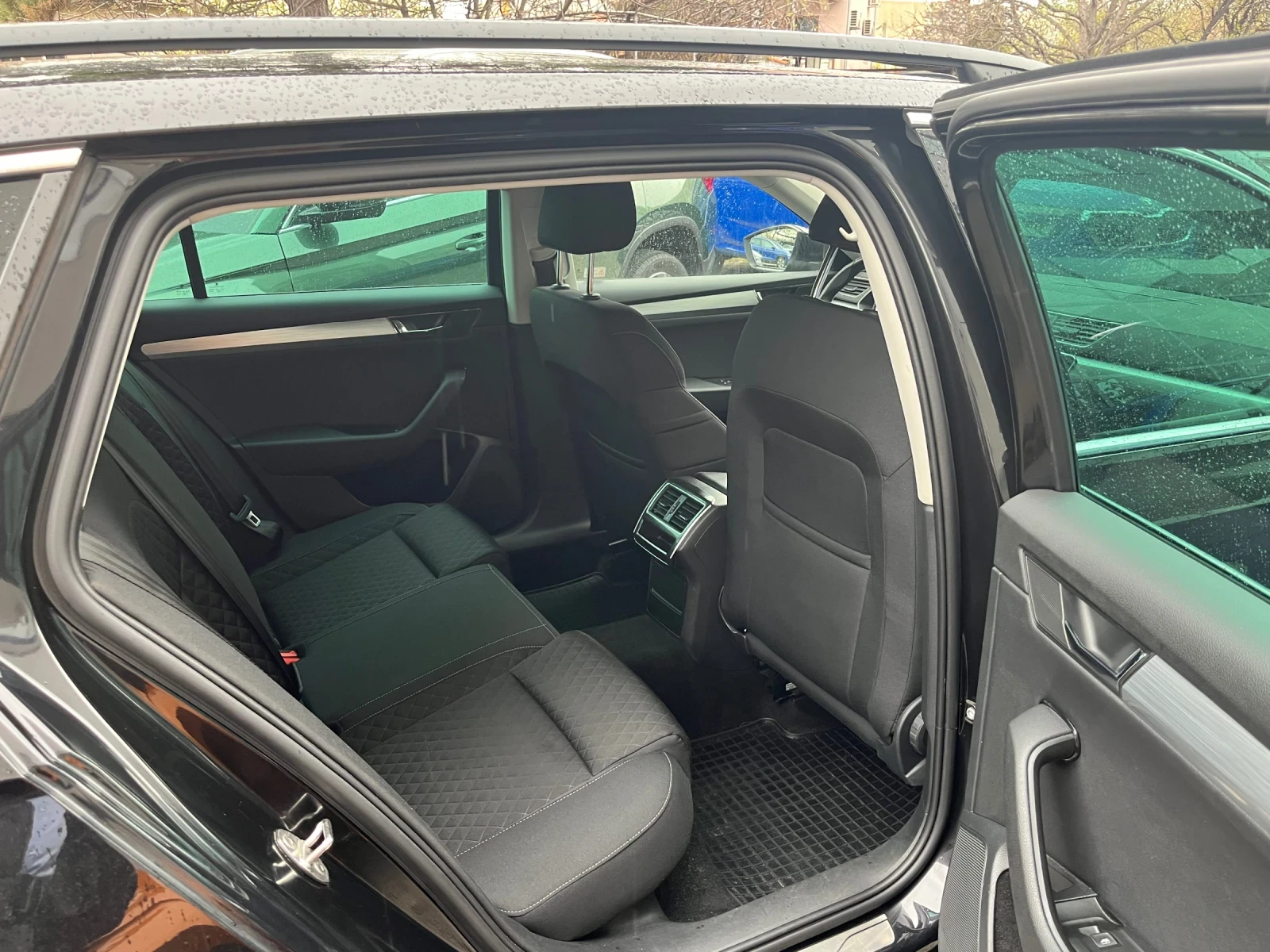 Skoda Superb 2, 0 TDI 6M, снимка 5 - Автомобили и джипове - 54212001