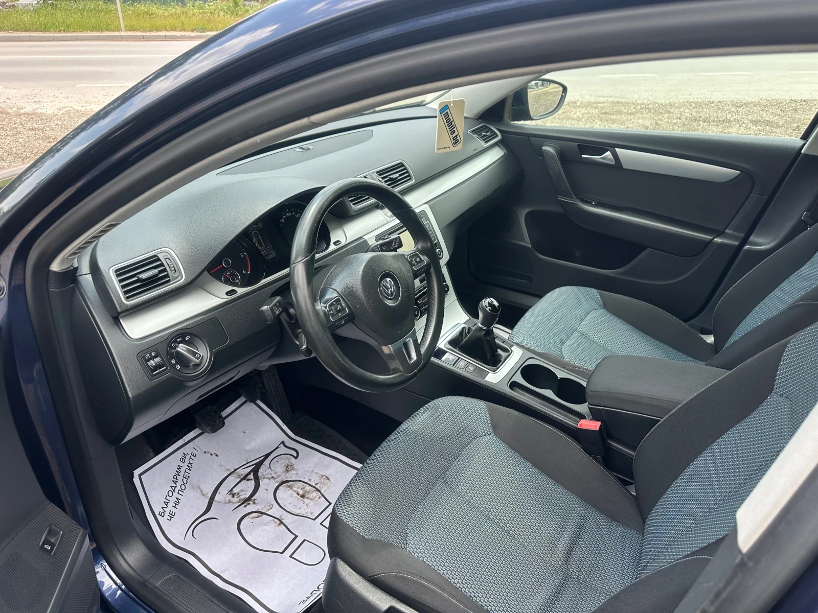 VW Passat 1.6tdi, Navigation , снимка 11 - Автомобили и джипове - 54653207