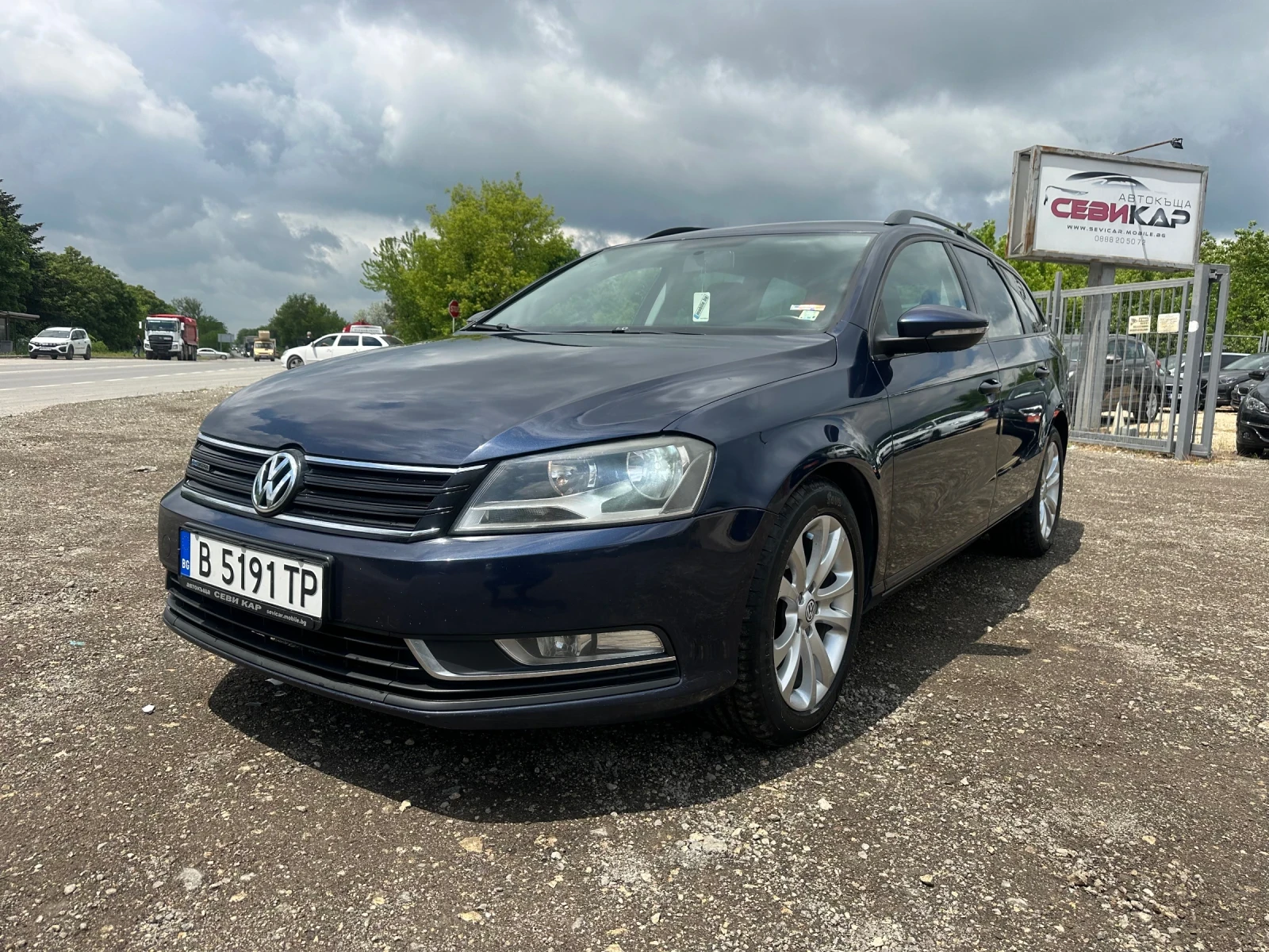 VW Passat 1.6tdi, Navigation , снимка 3 - Автомобили и джипове - 54653207