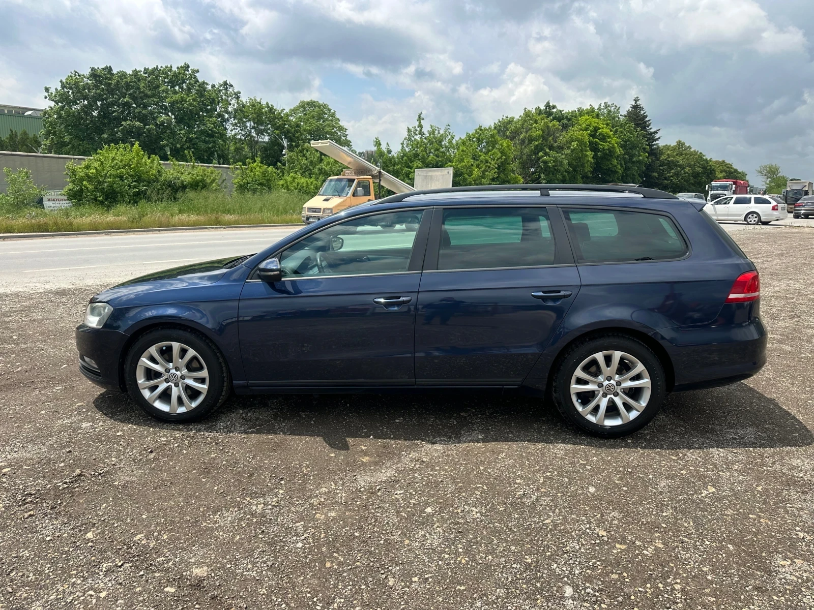 VW Passat 1.6tdi, Navigation , снимка 4 - Автомобили и джипове - 54653207