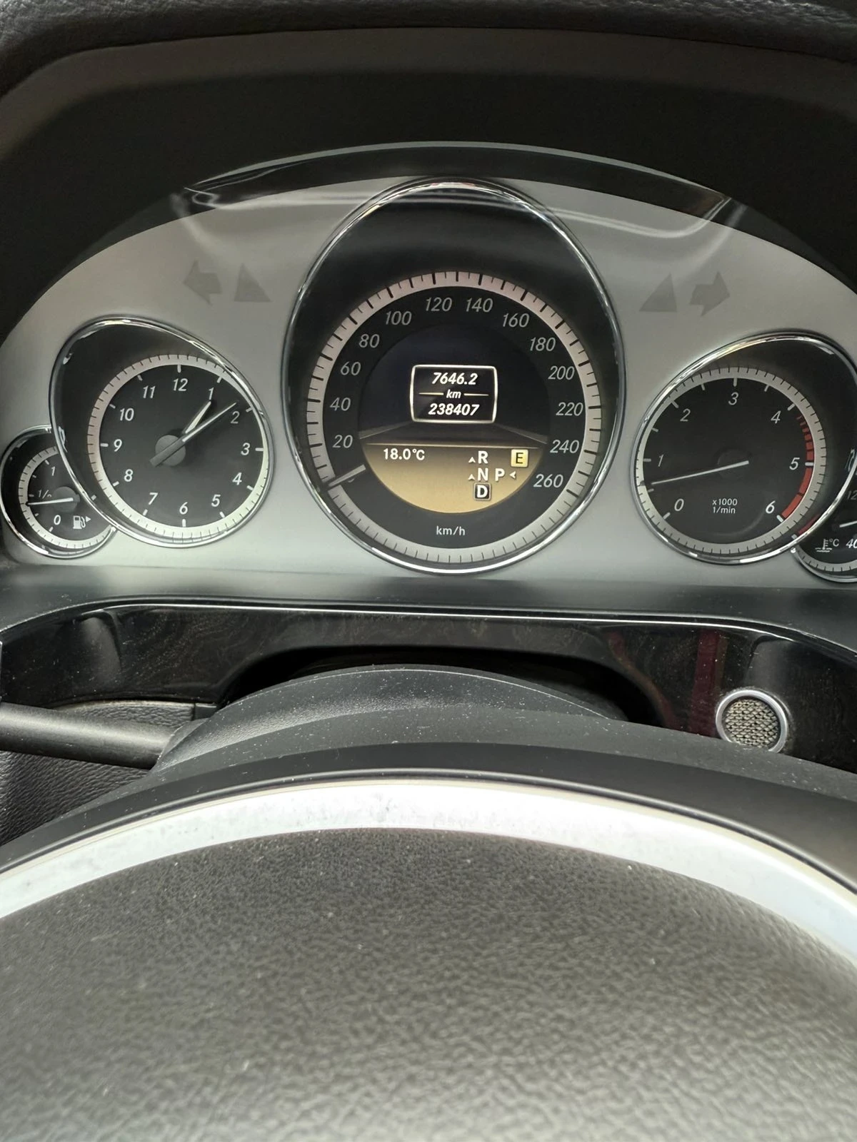 Mercedes-Benz E 350, снимка 8 - Автомобили и джипове - 54864513