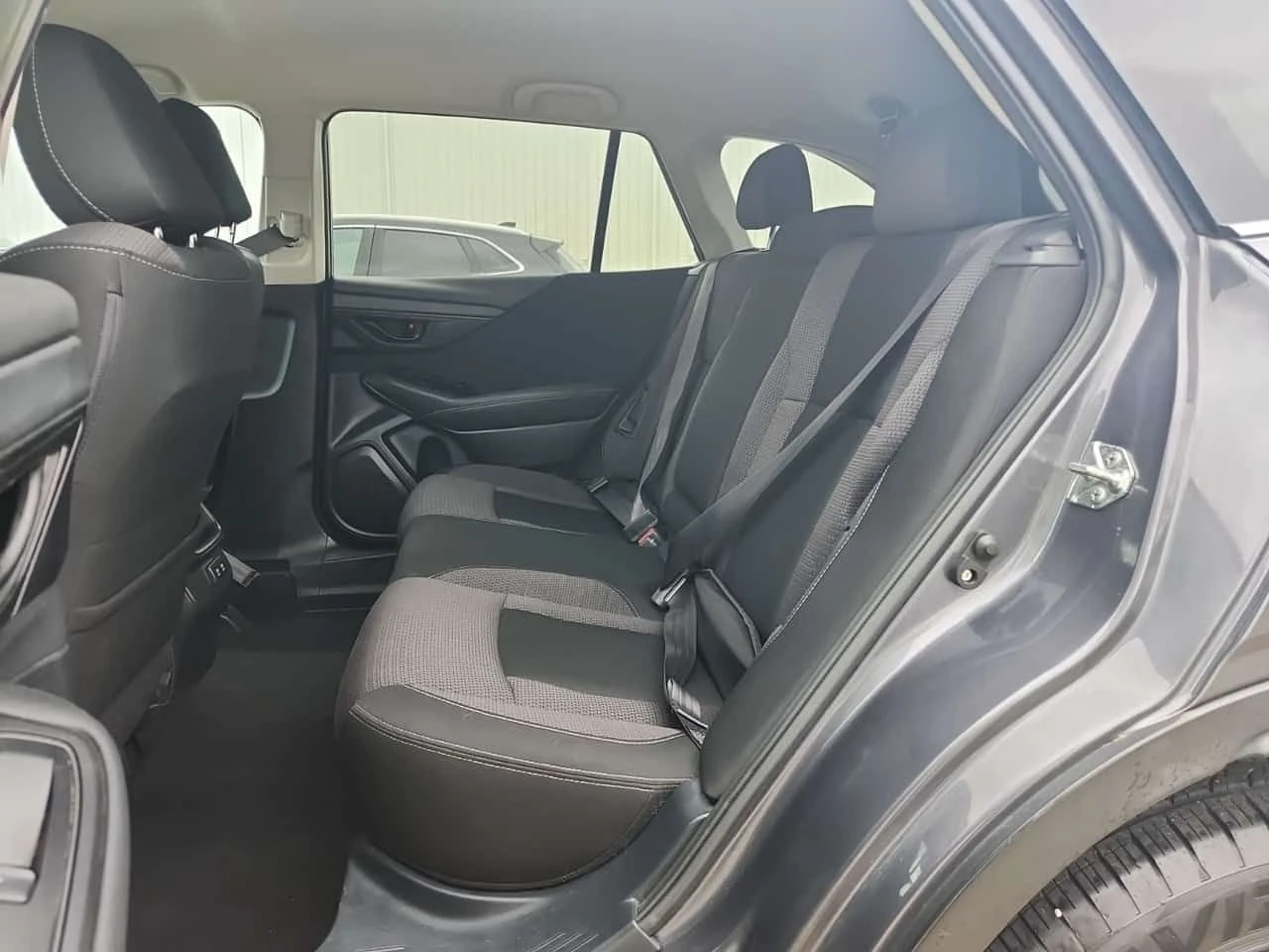 Subaru Outback * 2.5i Convenience * CARFAX * ���� �� �� | Mobile.bg � ����������� 9