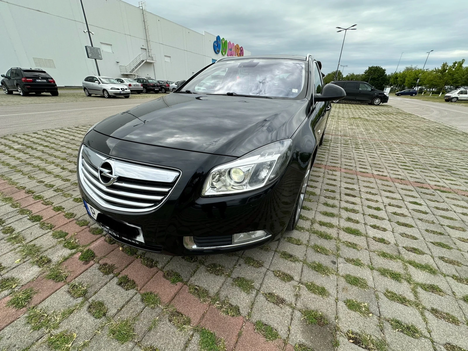 Opel Insignia, снимка 3 - Автомобили и джипове - 55756382