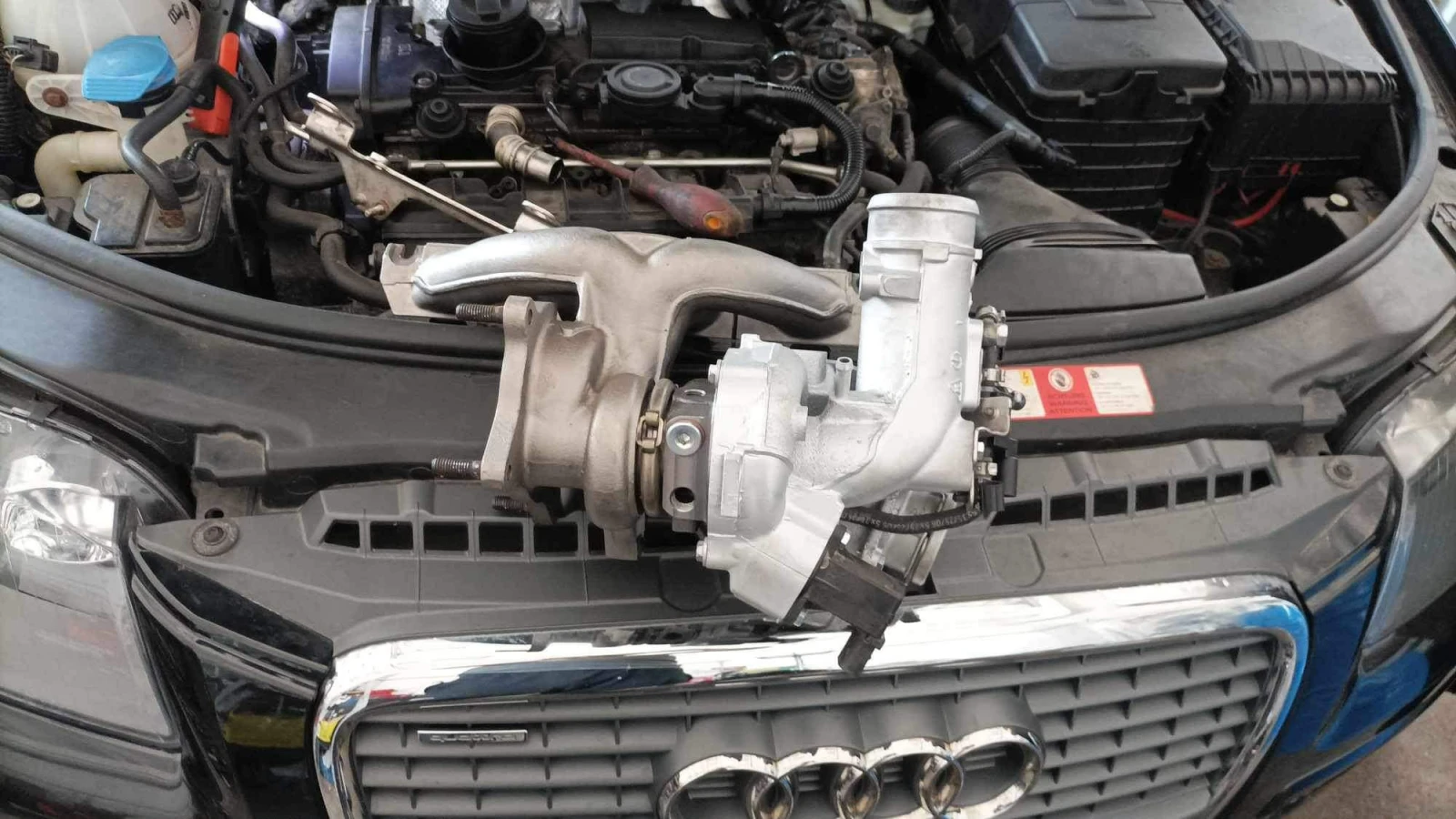 Audi A3 2.0TFSI 4x4 S-line, снимка 14 - Автомобили и джипове - 56071955