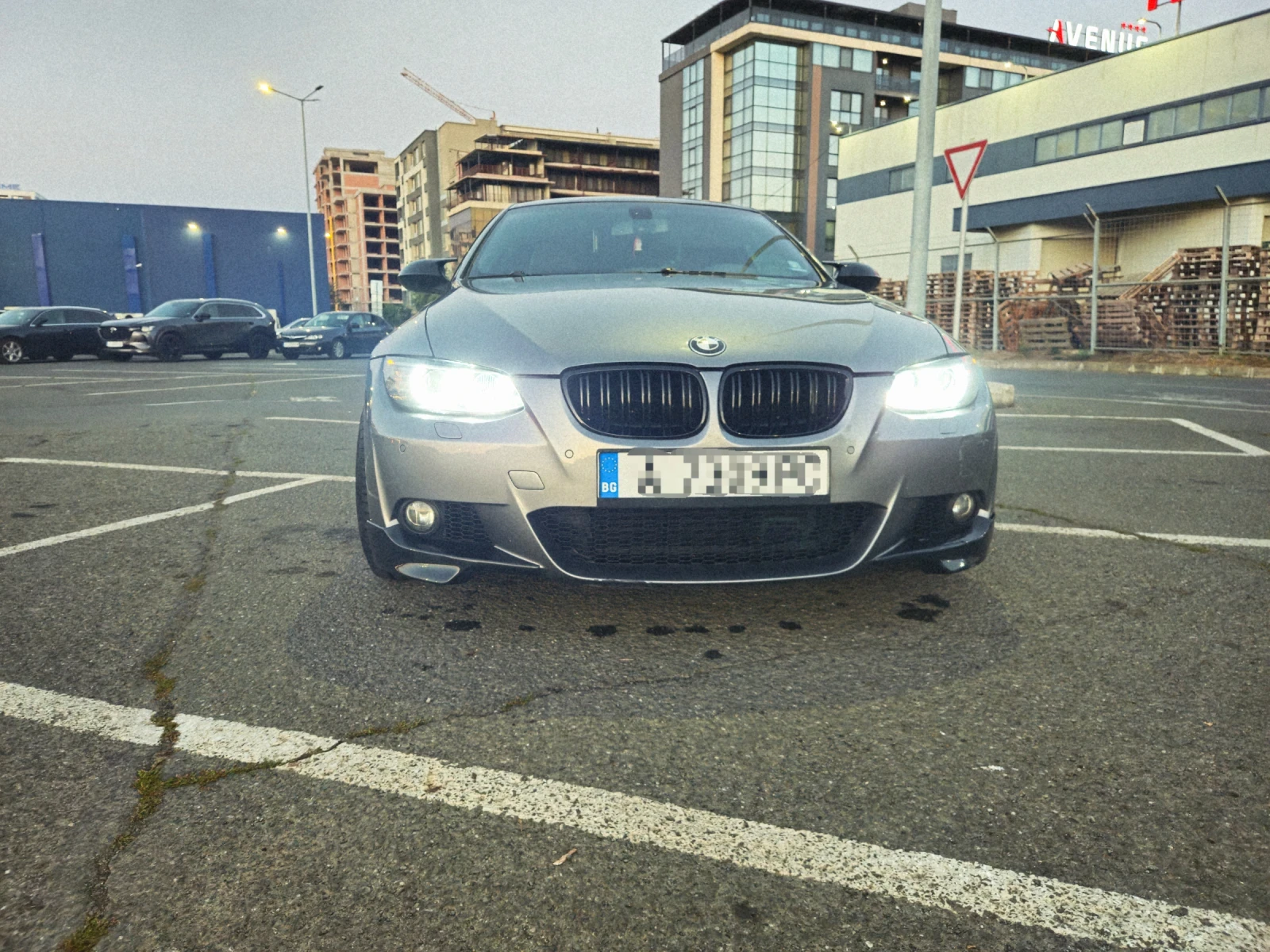 BMW 330, снимка 6 - Автомобили и джипове - 56154978