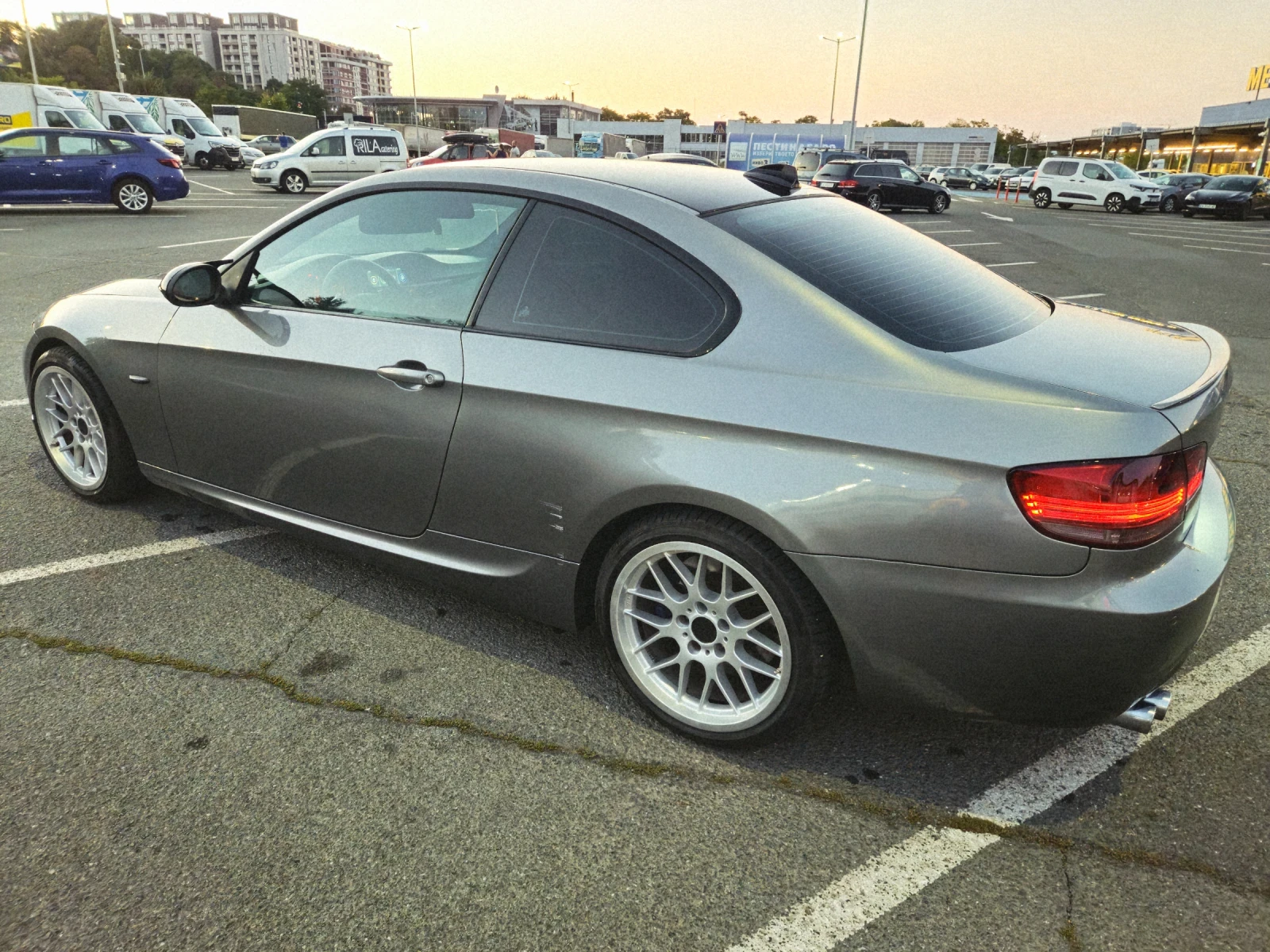 BMW 330, снимка 4 - Автомобили и джипове - 56154978