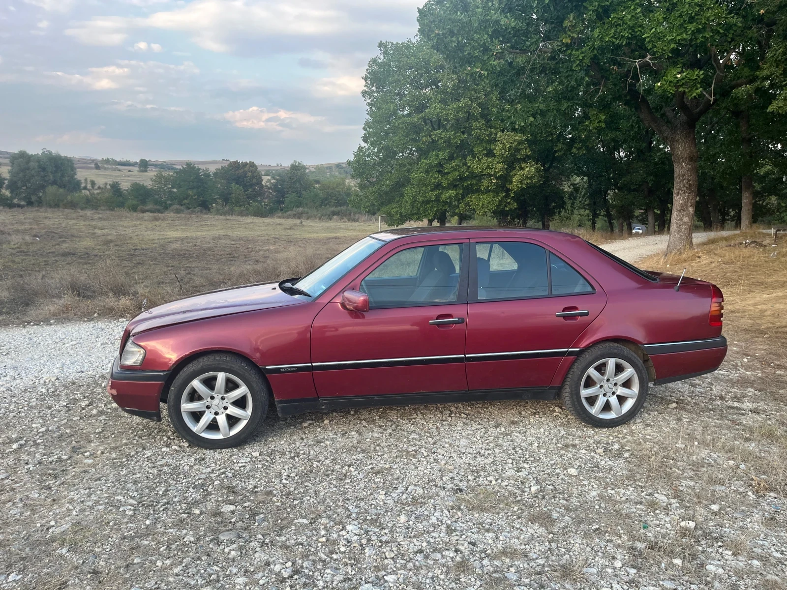 Mercedes-Benz C 200, снимка 3 - Автомобили и джипове - 56166603