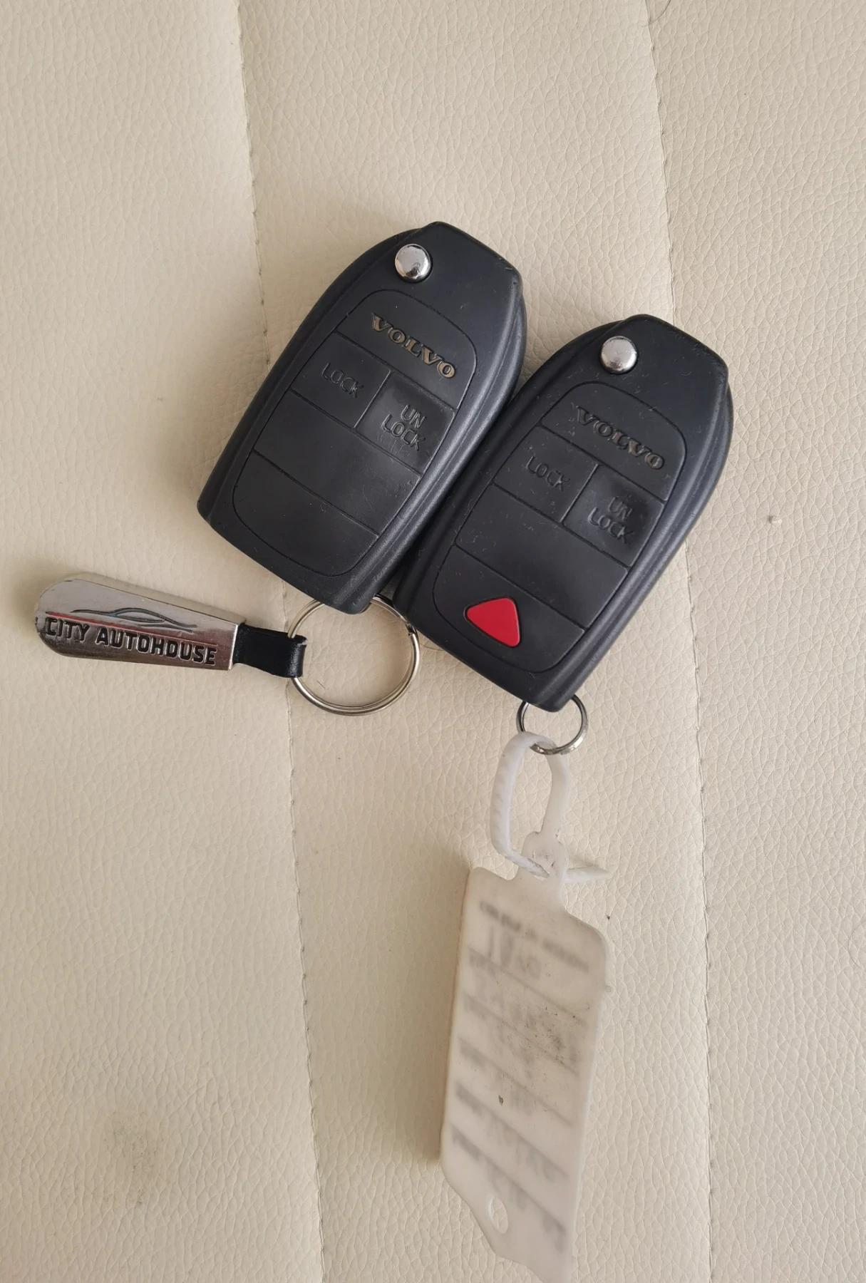 Volvo V40, снимка 16 - Автомобили и джипове - 56356263