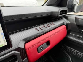 Toyota Tacoma Hybrid  CARFAX, снимка 16