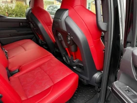 Toyota Tacoma Hybrid  CARFAX, снимка 11