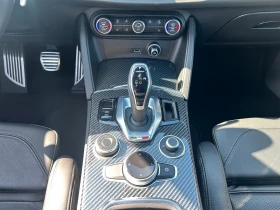 Alfa Romeo Stelvio QUADRIFOGLIO/510HP/CAM/V6/ACC/PANO/AKRAPOVIC/656z, снимка 16