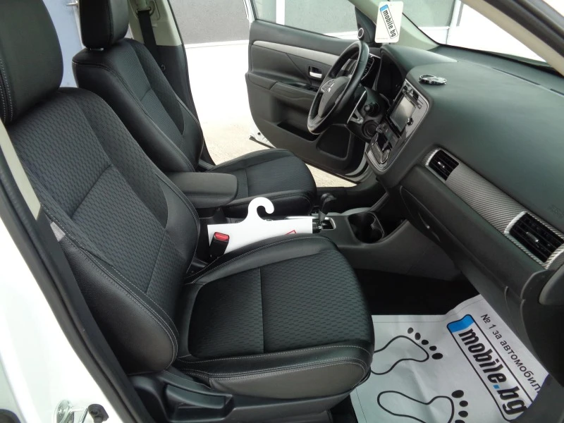 Mitsubishi Outlander 2.2DiD 4WD 150к.с 7Места, снимка 11 - Автомобили и джипове - 41322279