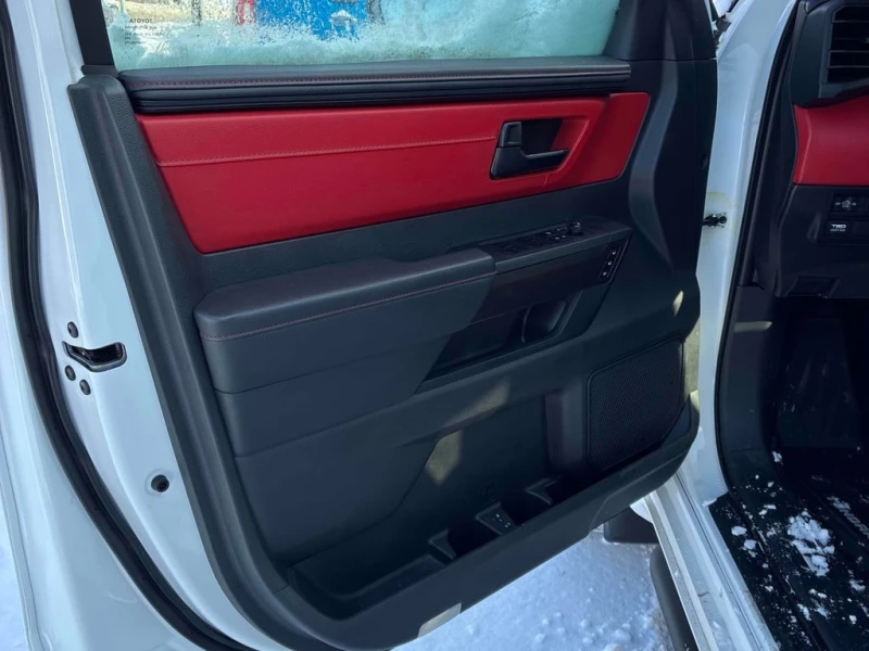 Toyota Tundra * Limited Hybrid * CARFAX * БЕЗ ПЪРВОНАЧАЛНА ВНОСК, снимка 16 - Автомобили и джипове - 53243891