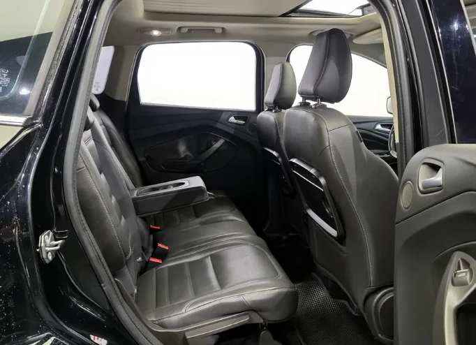 Ford Kuga 2.0 TDCI, снимка 12 - Автомобили и джипове - 52751298