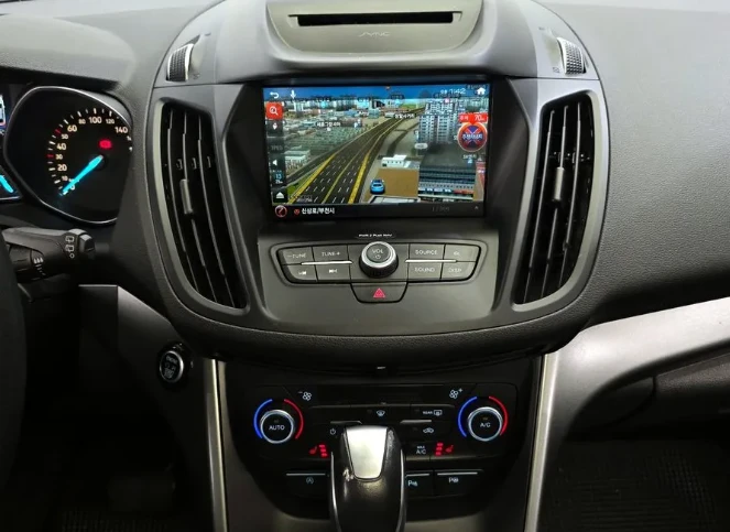 Ford Kuga 2.0 TDCI, снимка 14 - Автомобили и джипове - 52751298