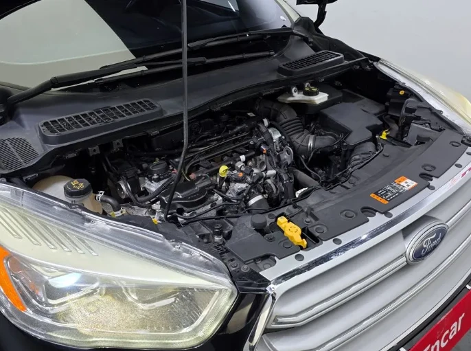 Ford Kuga 2.0 TDCI - изображение 6