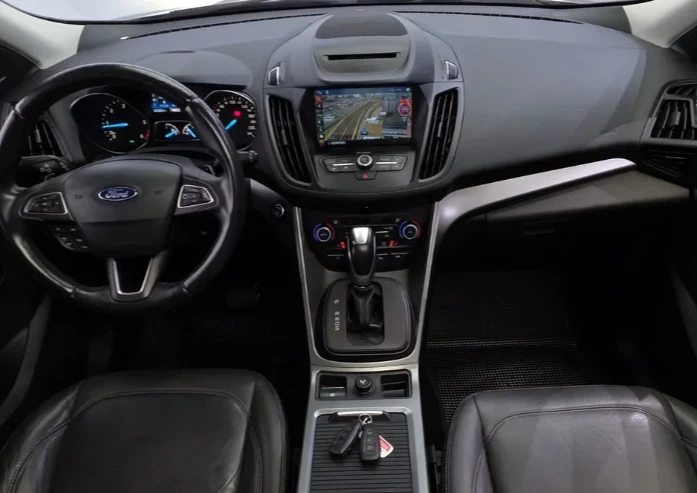 Ford Kuga 2.0 TDCI - изображение 7