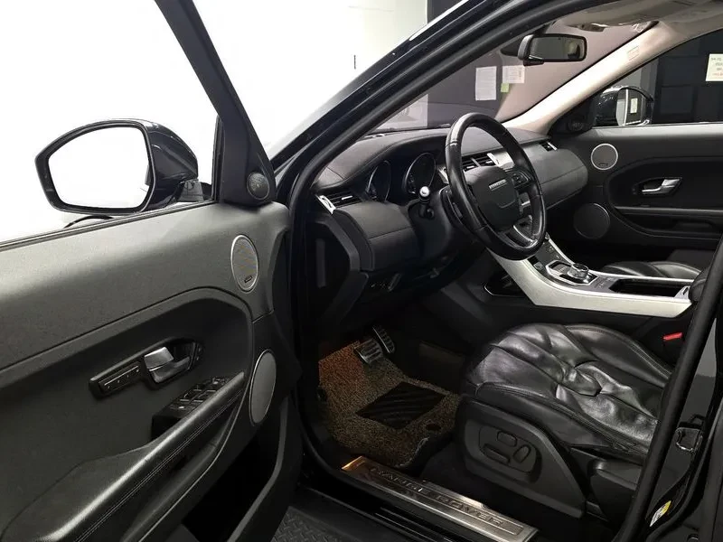 Land Rover Range Rover Evoque 2.2 SD4 PURE, снимка 10 - Автомобили и джипове - 54864184