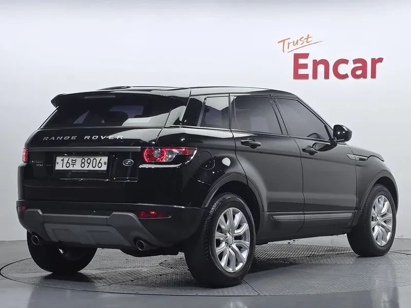 Land Rover Range Rover Evoque 2.2 SD4 PURE, снимка 2 - Автомобили и джипове - 54864184