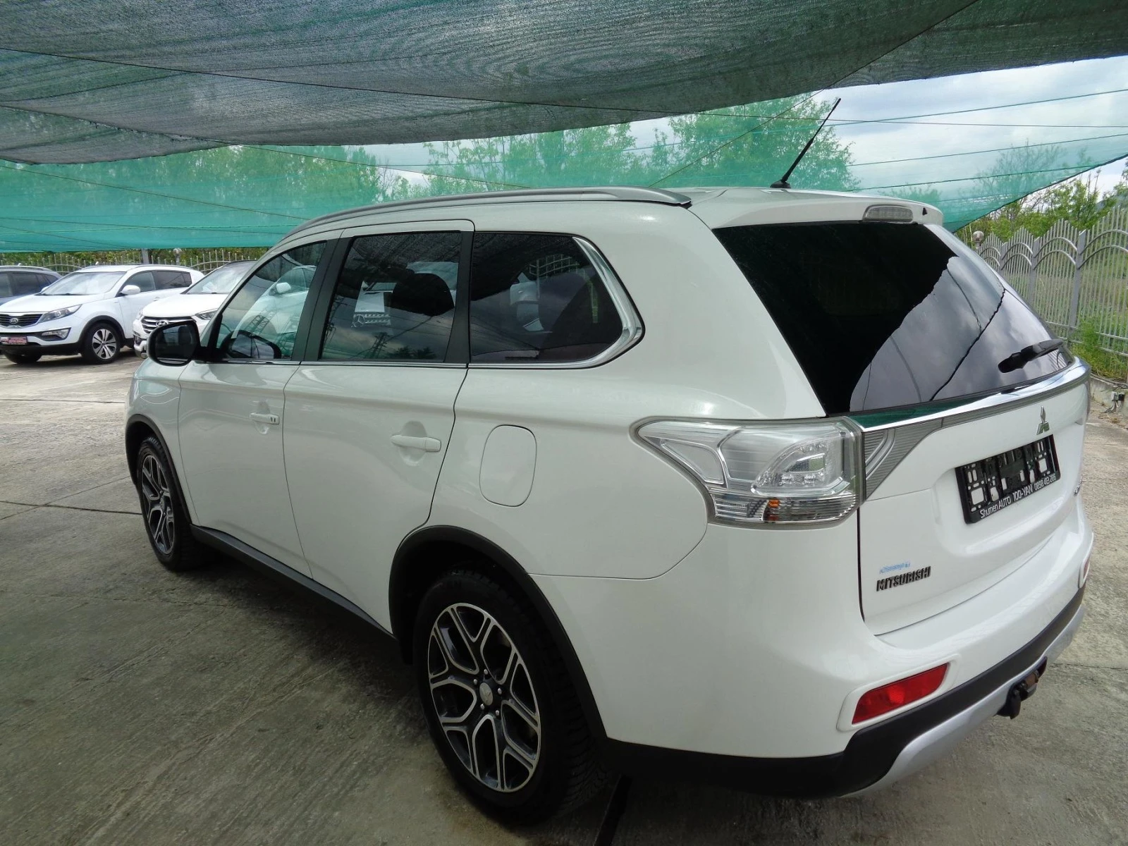 Mitsubishi Outlander 2.2DiD 4WD 150к.с 7Места - изображение 7