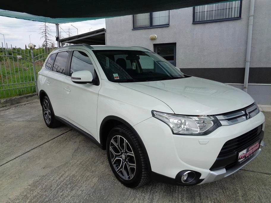 Mitsubishi Outlander 2.2DiD 4WD 150к.с 7Места - изображение 3