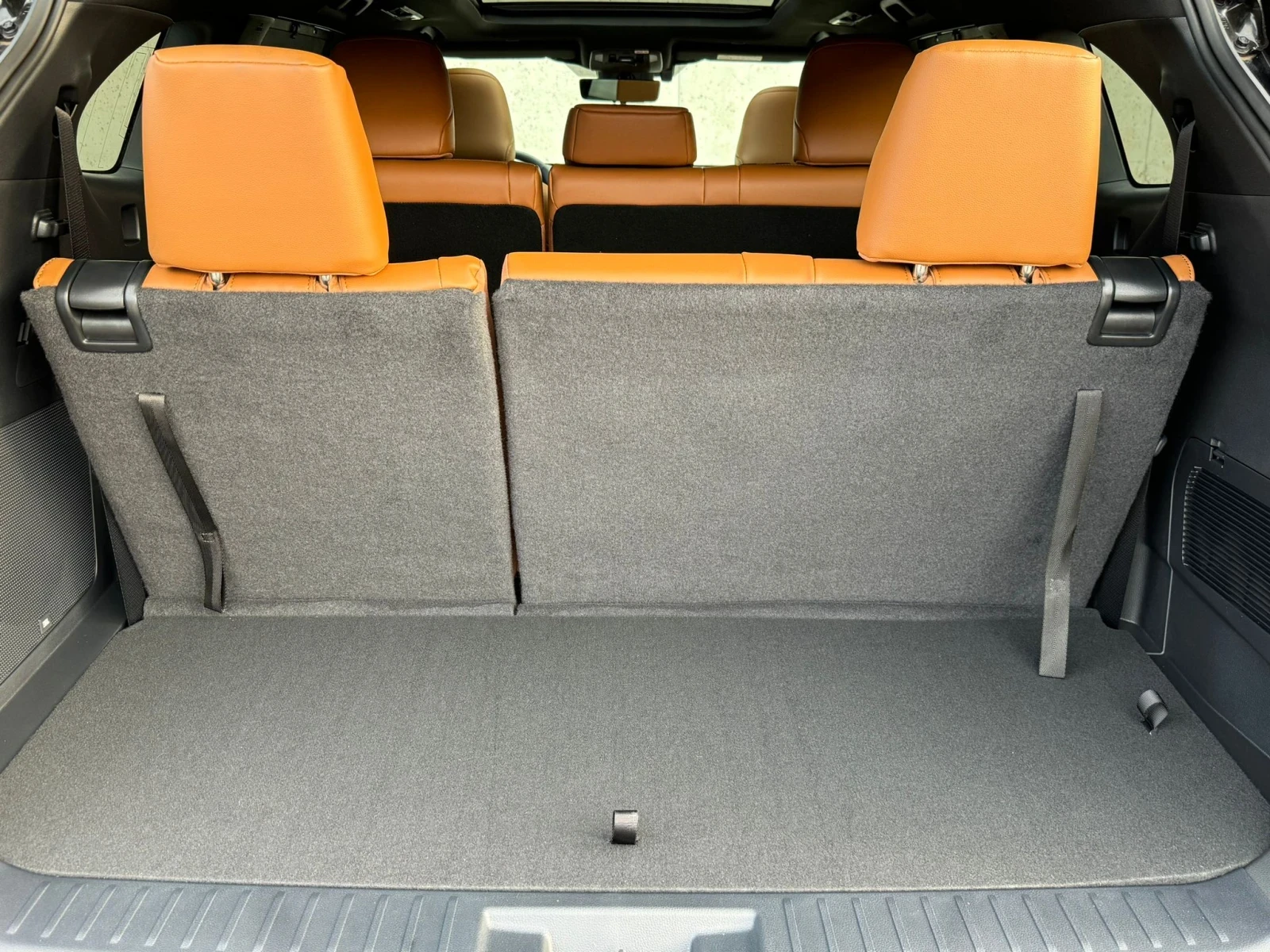 Toyota Highlander 2, 5-Hybrid/4x4/Luxury/Pano/6+ 1 | Mobile.bg   14