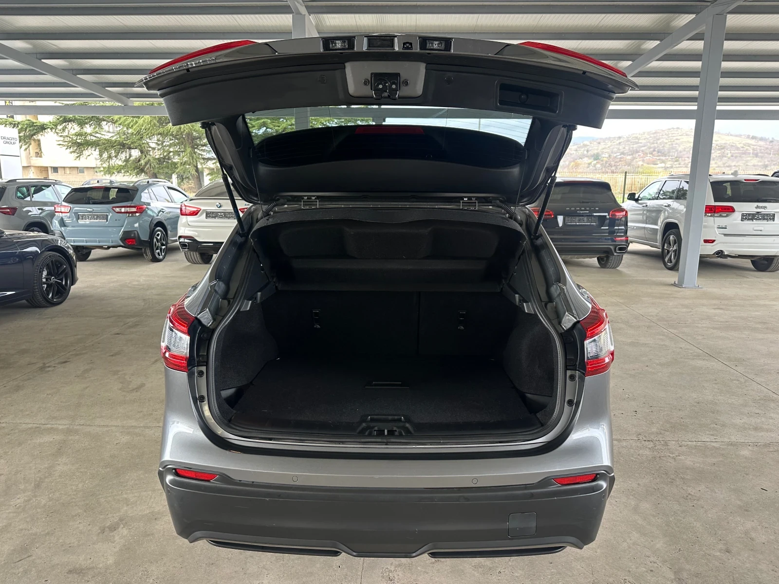 Nissan Qashqai 110ps* 6* DISTRONIC* * *  | Mobile.bg   16