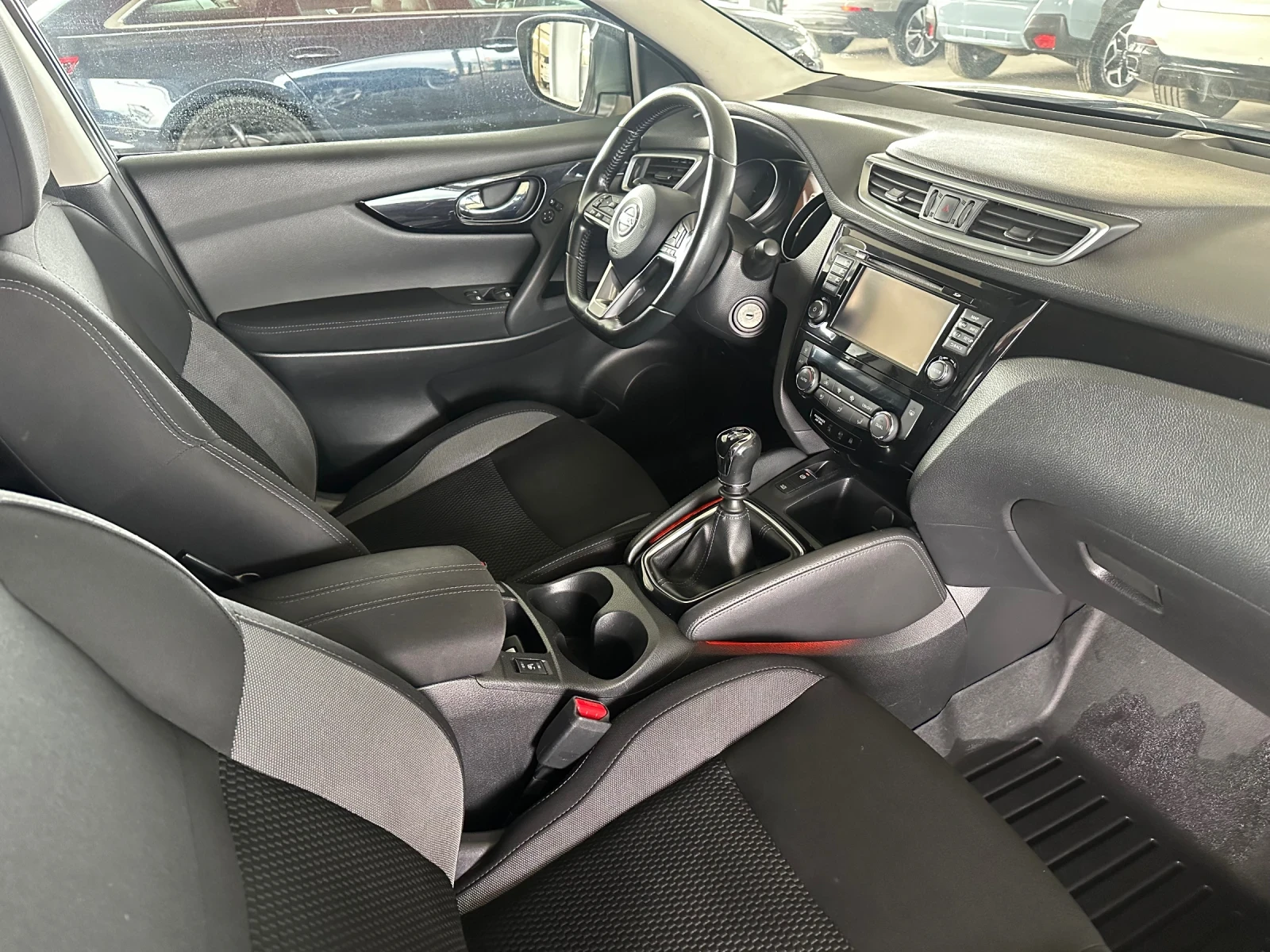 Nissan Qashqai 110ps* 6ск* DISTRONIC* КАМЕРА* НАВИ*  - изображение 10