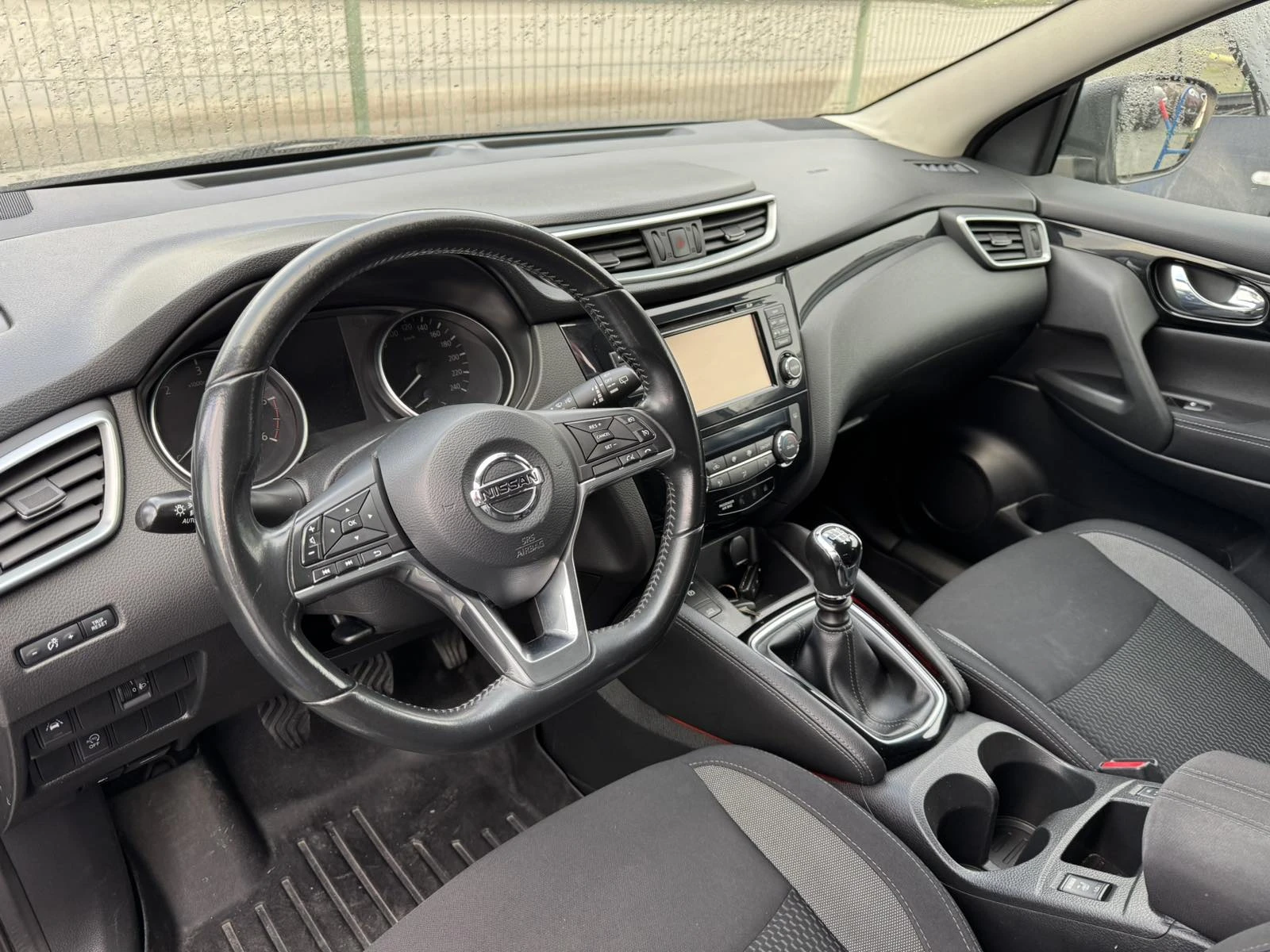 Nissan Qashqai 110ps* 6* DISTRONIC* * *  | Mobile.bg   9