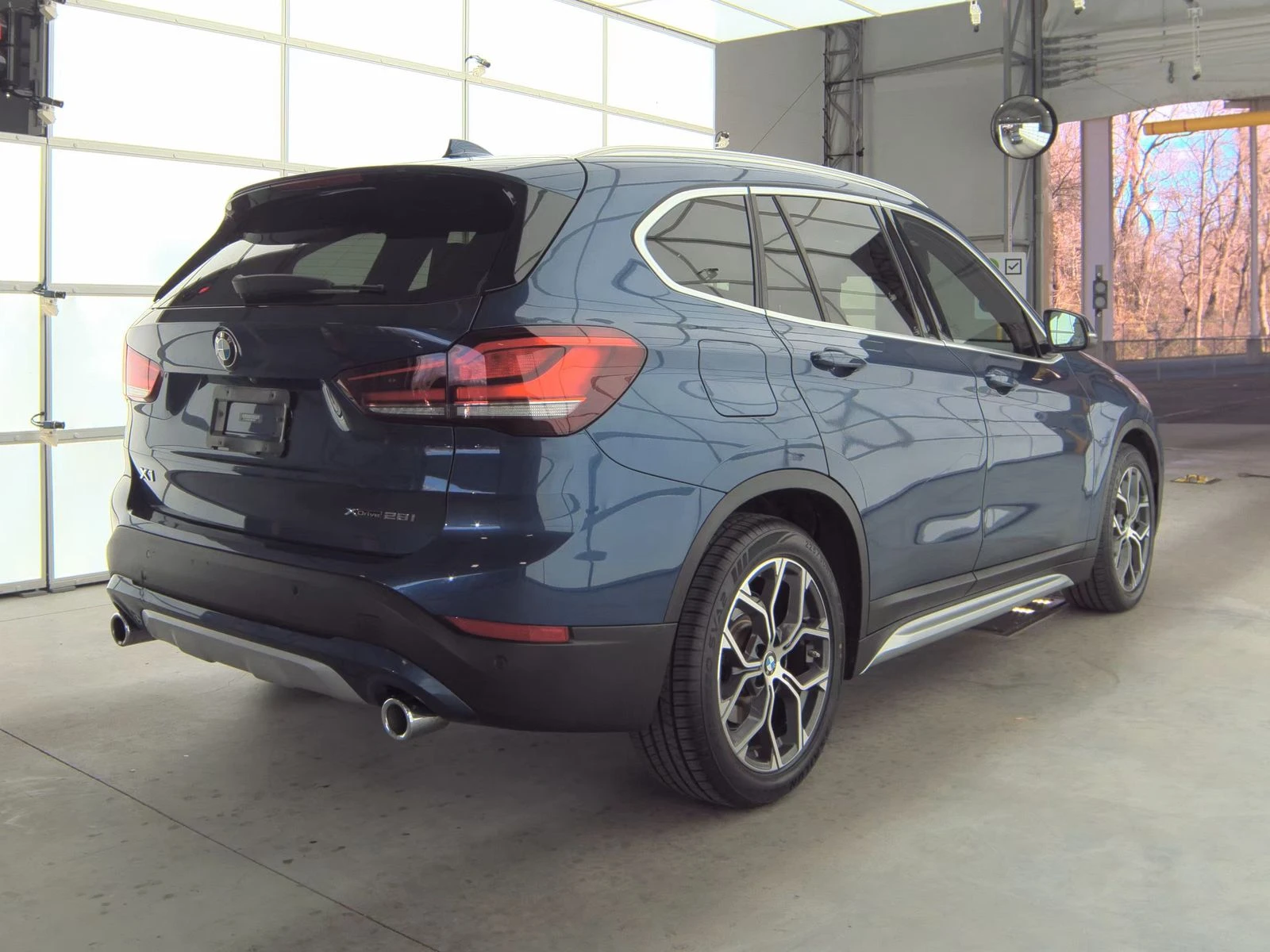 BMW X1 Xdrive - изображение 4