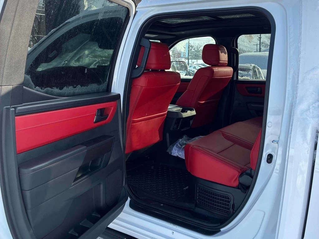 Toyota Tundra * Limited Hybrid * CARFAX * ��� ������������ ����� | Mobile.bg � ����������� 17