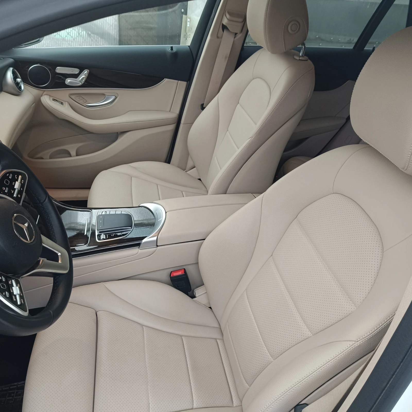 Mercedes-Benz GLC 300 2.0, снимка 7 - Автомобили и джипове - 54022107