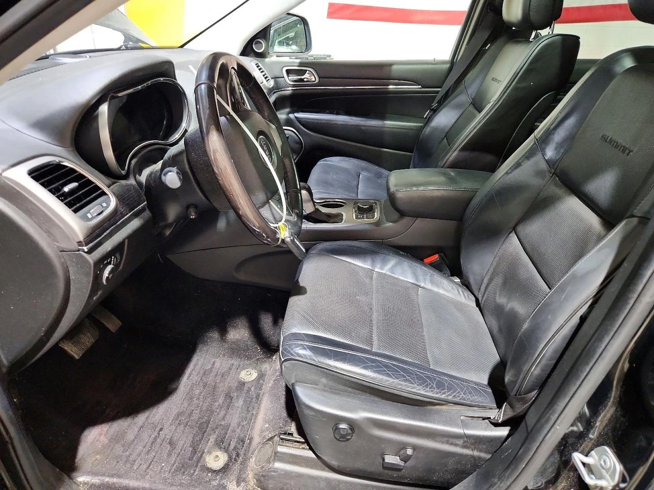 Jeep Grand cherokee 3.6l Summit, снимка 7 - Автомобили и джипове - 54429848