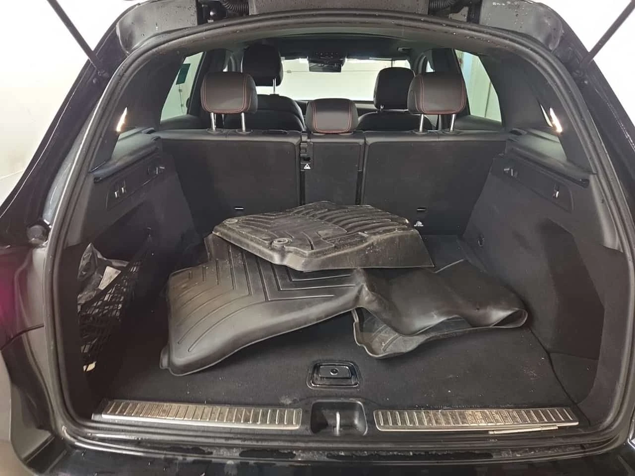 Mercedes-Benz GLC 43 AMG ДИСТРОНИК * 360  * PANO * ПОДГРЕВИ * CARFAX, снимка 14 - Автомобили и джипове - 54512837