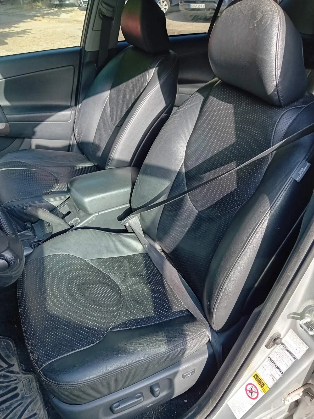 Toyota Rav4, снимка 5 - Автомобили и джипове - 54644290