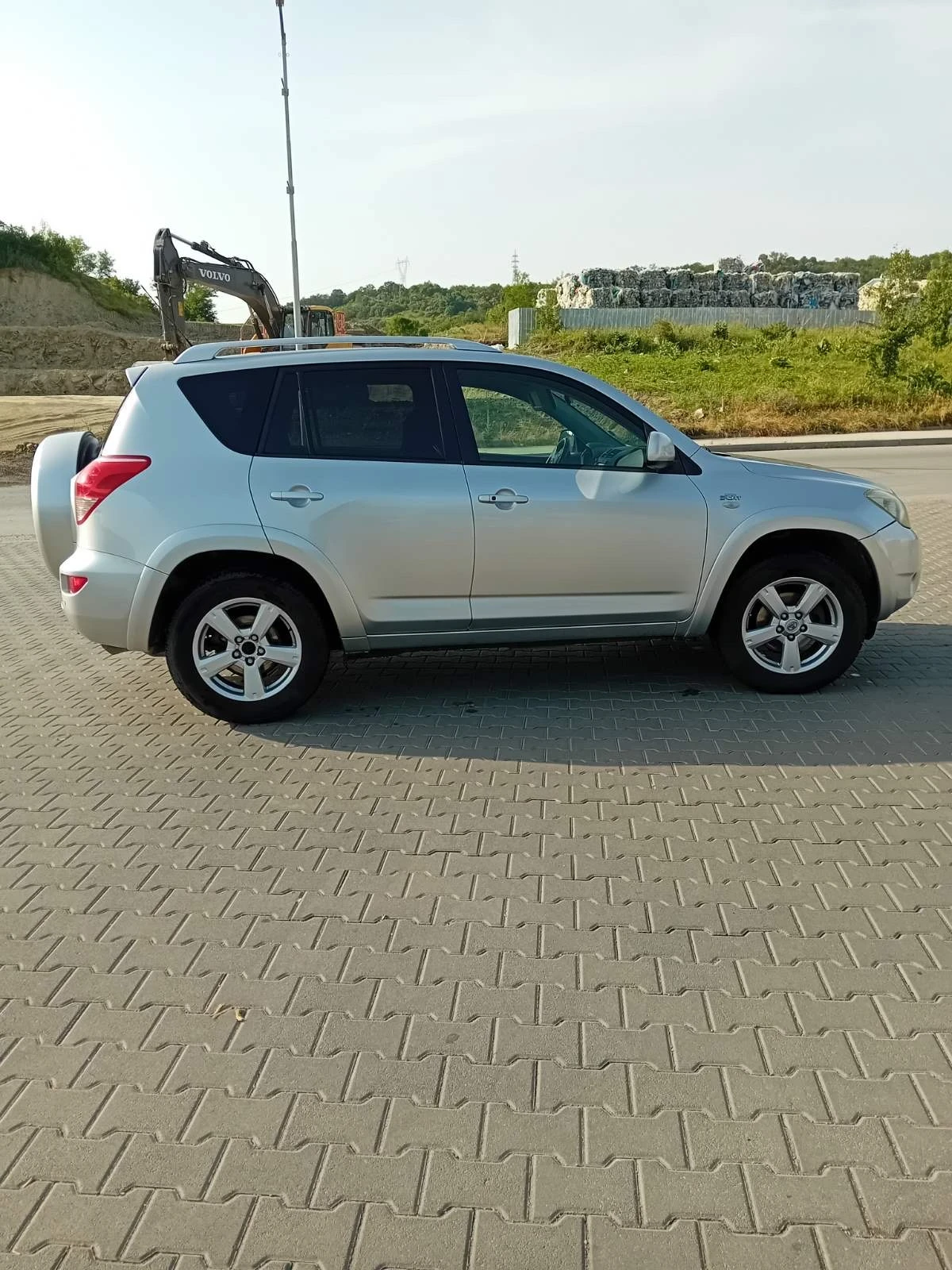 Toyota Rav4, снимка 4 - Автомобили и джипове - 54644290