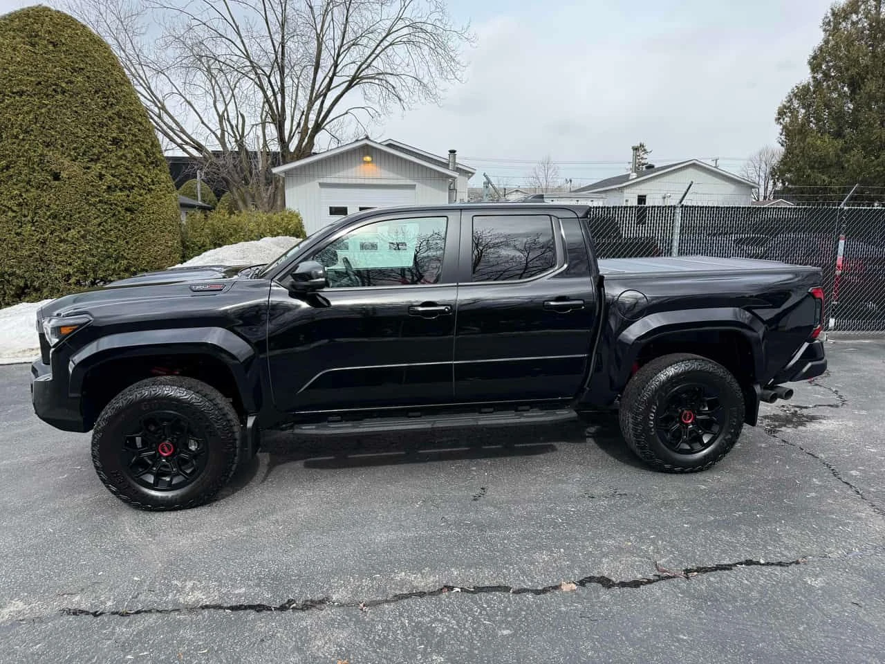 Toyota Tacoma Hybrid  CARFAX, снимка 2 - Автомобили и джипове - 54969483