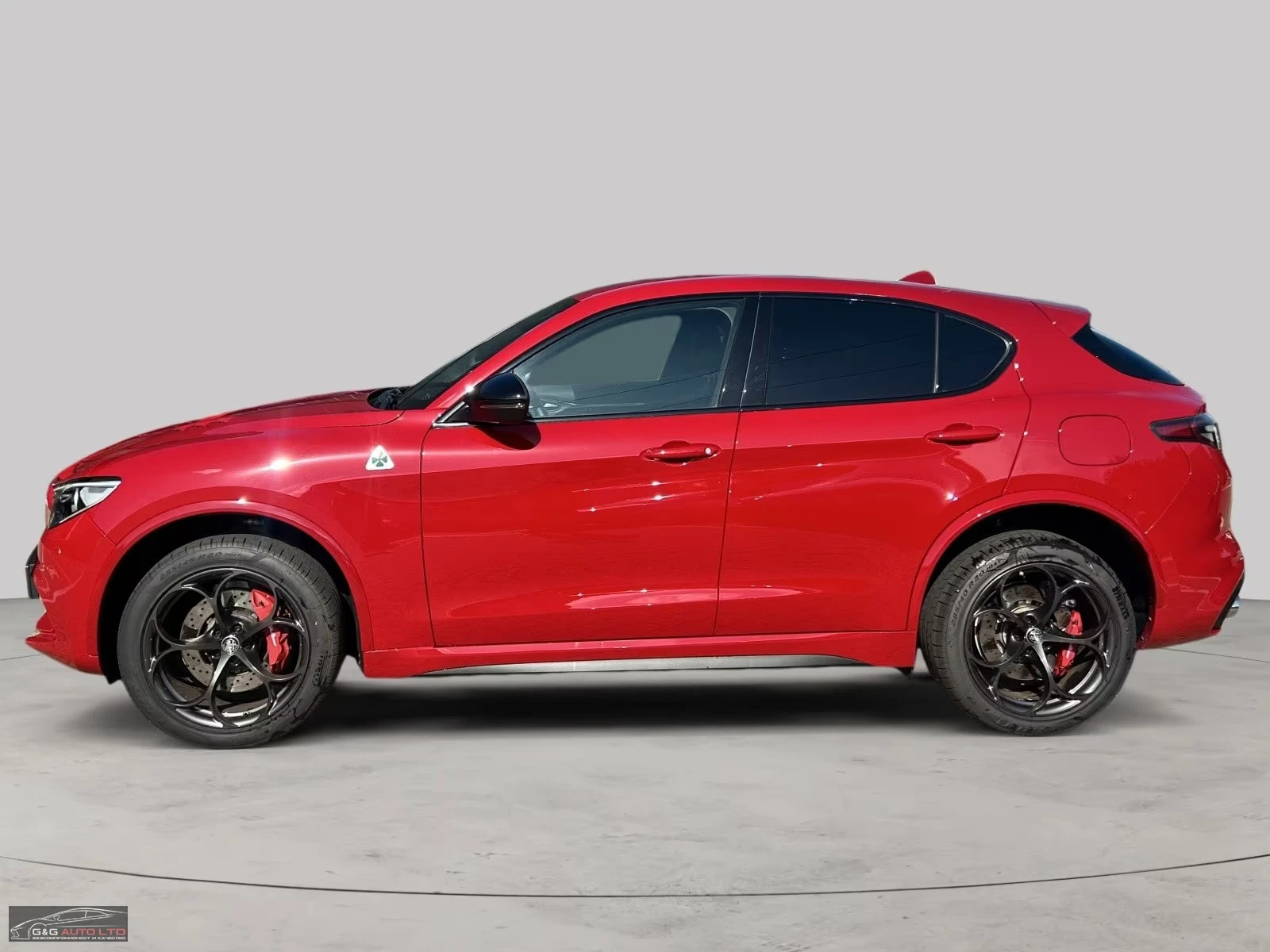 Alfa Romeo Stelvio QUADRIFOGLIO/510HP/CAM/V6/ACC/PANO/AKRAPOVIC/656z, снимка 4 - Автомобили и джипове - 55446308