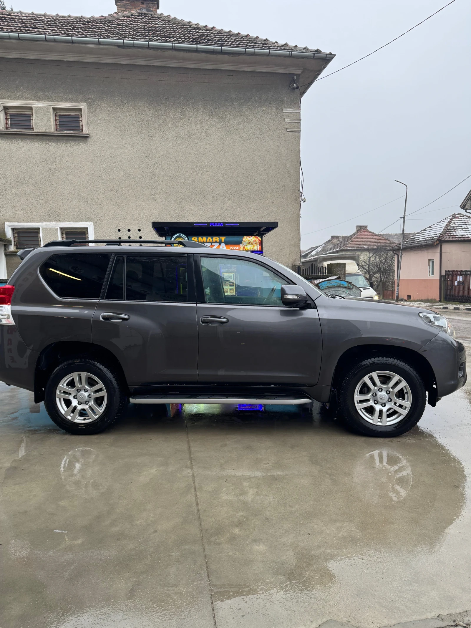 Toyota Land cruiser, снимка 2 - Автомобили и джипове - 55990947