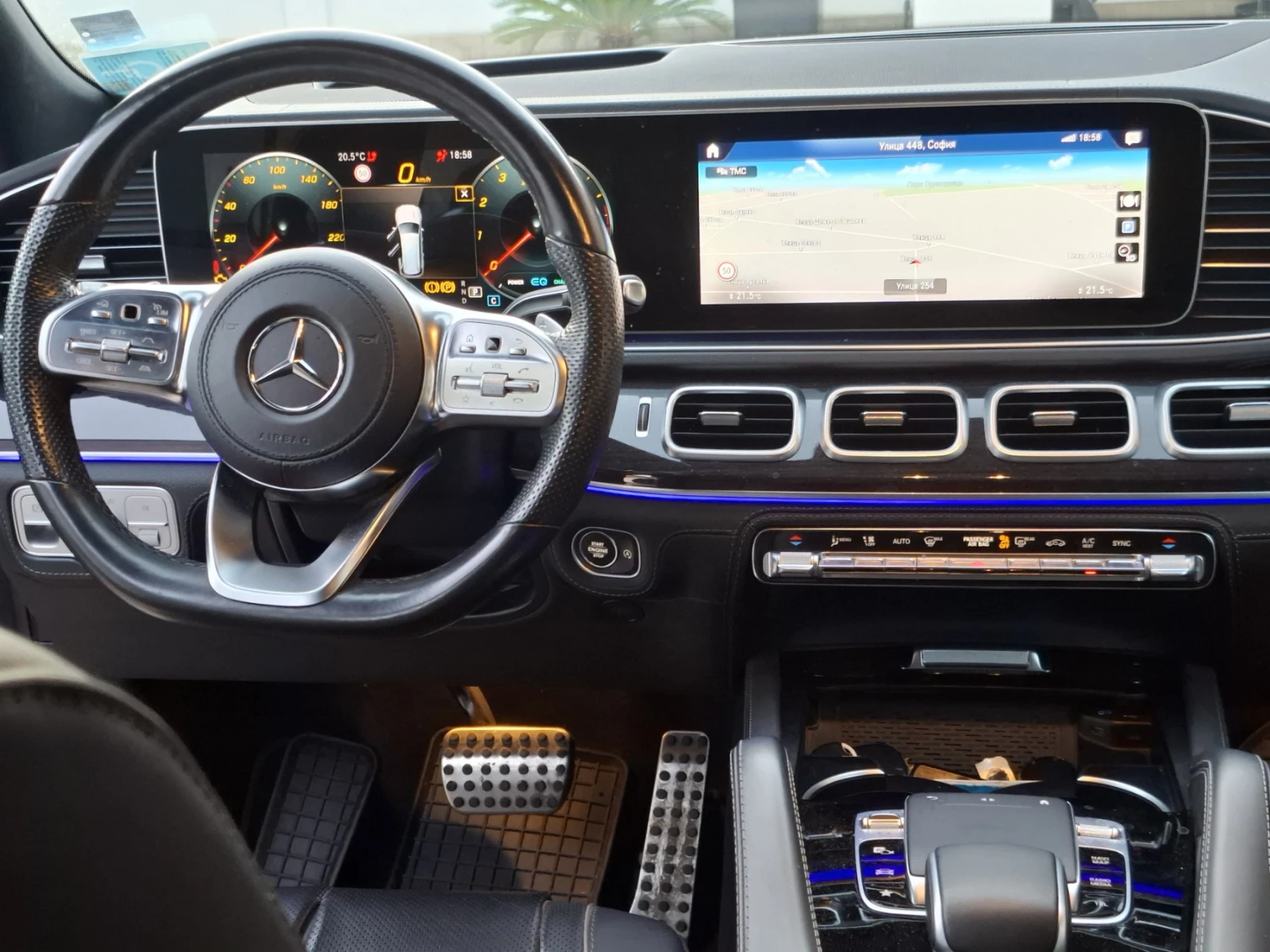 Mercedes-Benz GLS580, снимка 8 - Автомобили и джипове - 56339603