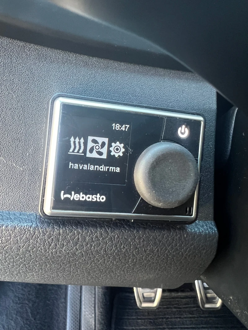 VW Caravelle ComfortLine, снимка 14 - Бусове и автобуси - 51730623