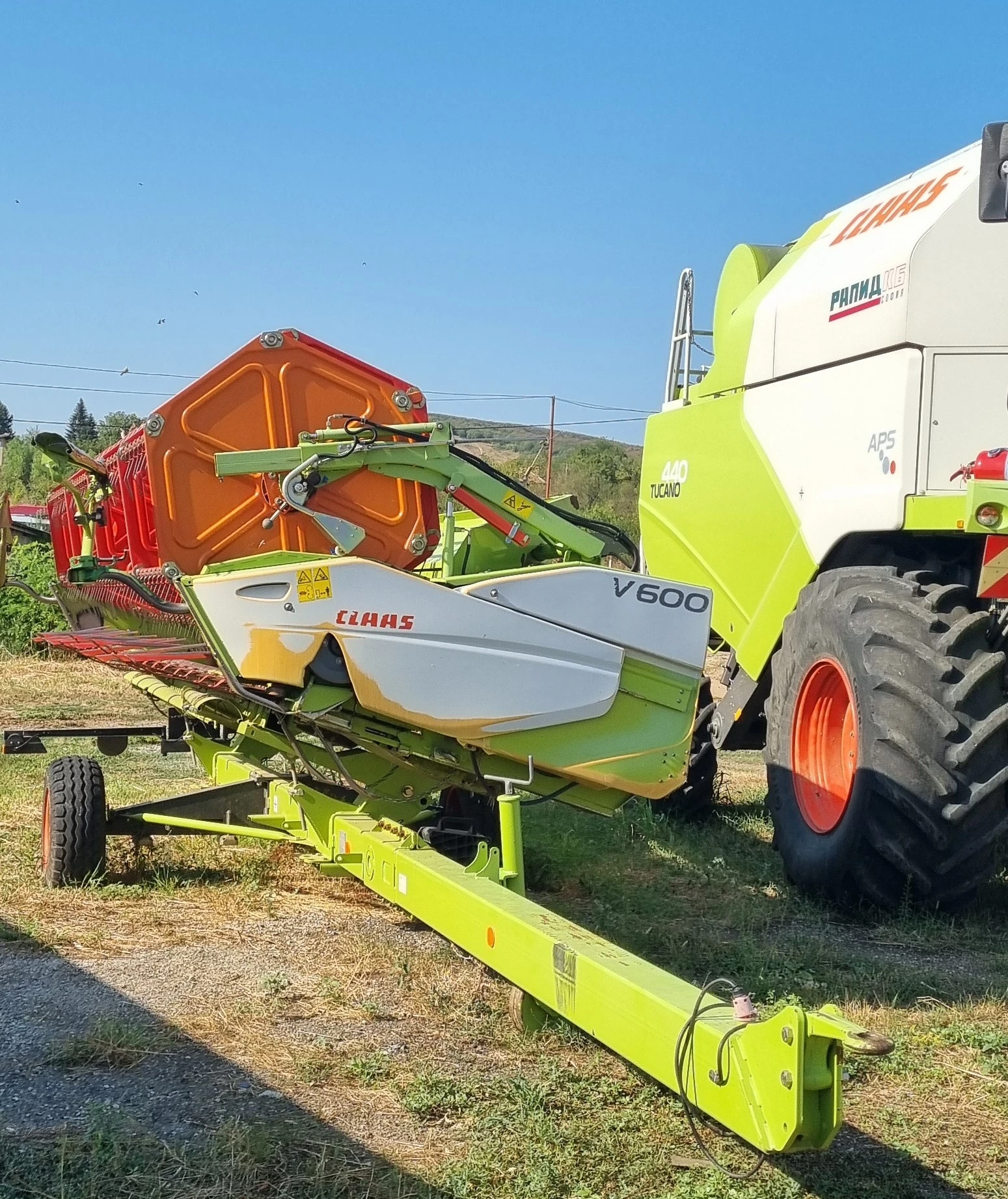Комбайн Claas TYKANO 440, снимка 4 - Селскостопанска техника - 54966611