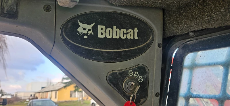 Мини челни товарачи Bobcat S 130, снимка 8 - Индустриална техника - 52918750