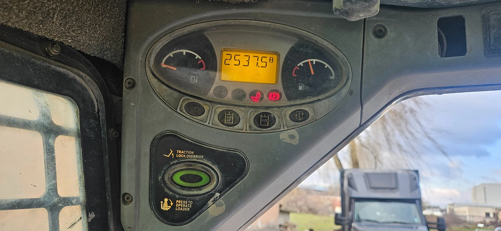 ���� ����� �������� Bobcat S 130 | Mobile.bg � ����������� 7