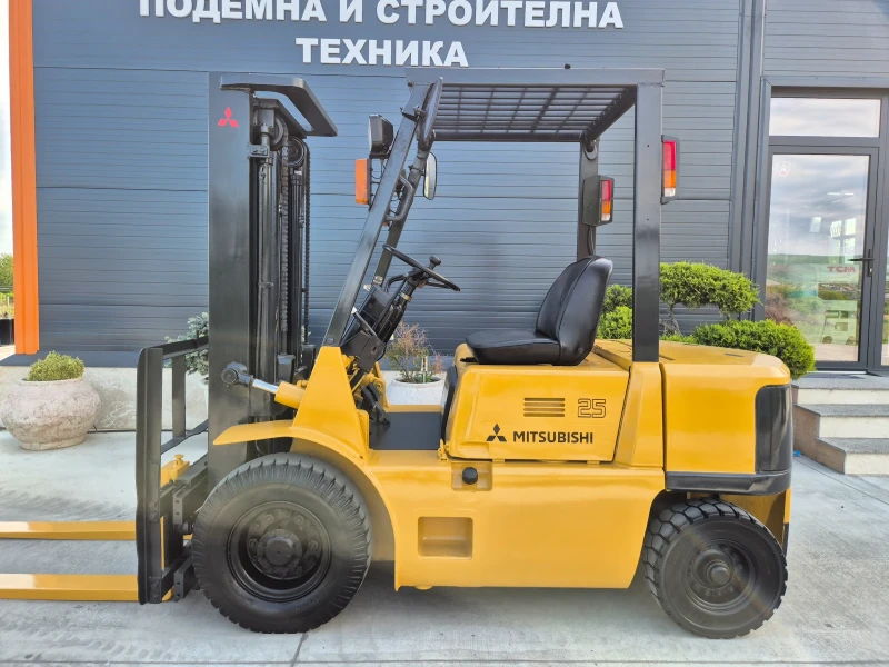 Мотокар Mitsubishi 2.5 тона / ИЗРАВНИТЕЛ / ПЕРФЕКТЕН !, снимка 2 - Индустриална техника - 50106235