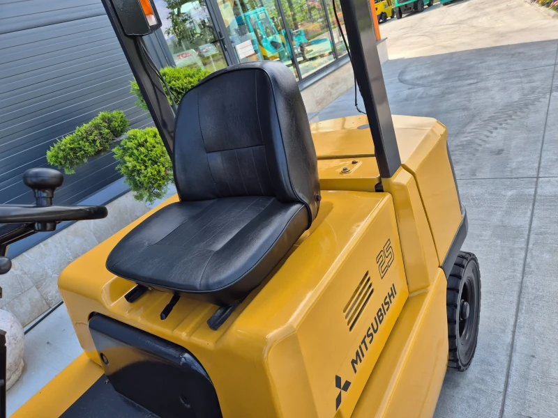 Мотокар Mitsubishi 2.5 тона / ИЗРАВНИТЕЛ / ПЕРФЕКТЕН !, снимка 11 - Индустриална техника - 50106235