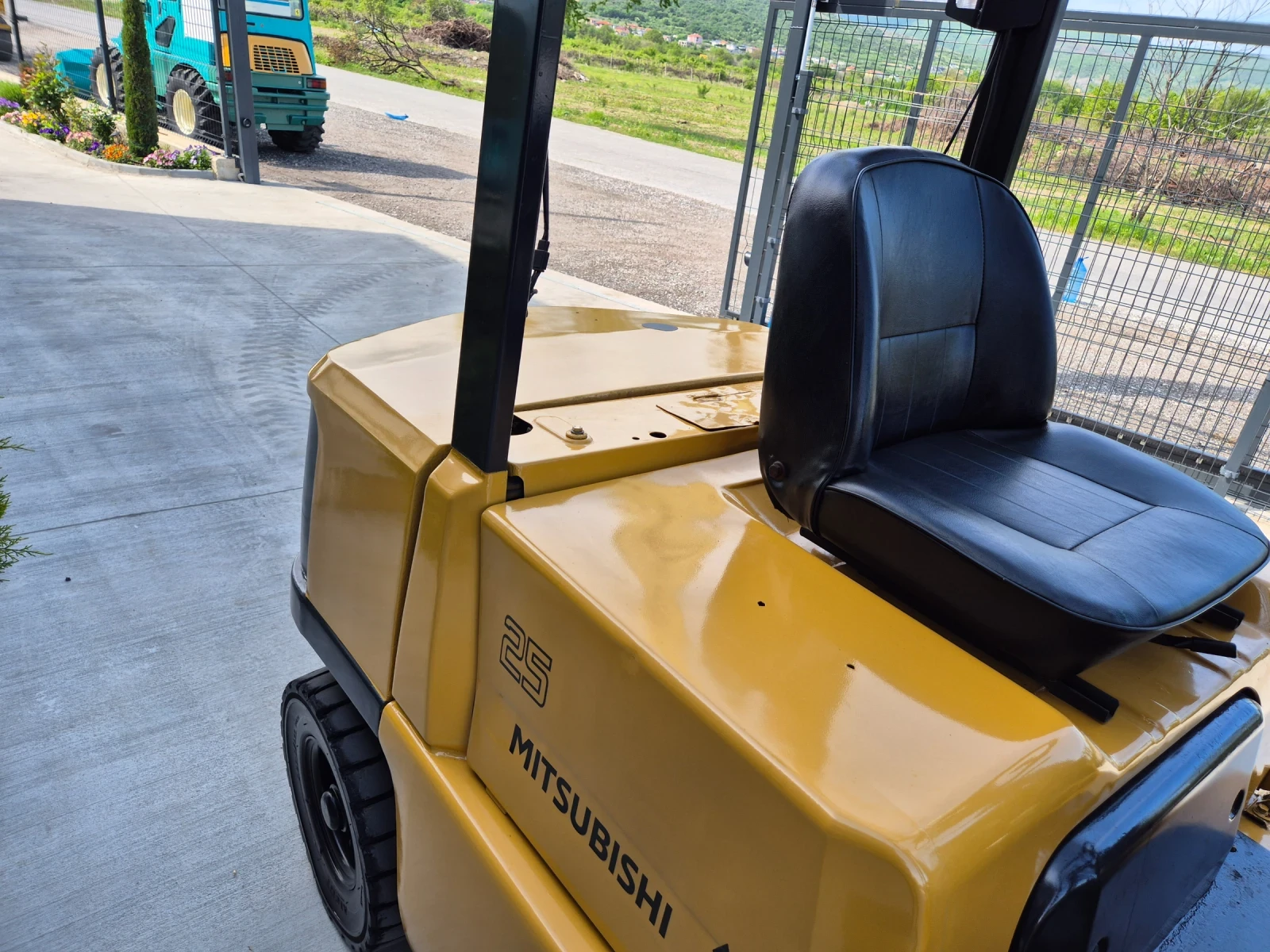  Mitsubishi 2.5  /  /  ! | Mobile.bg   13