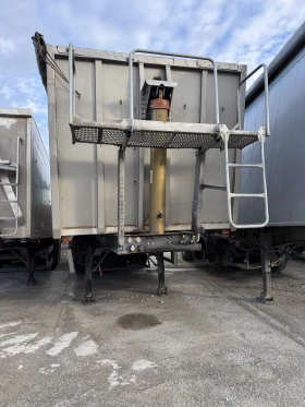 Полуремарке Mega, снимка 1