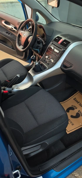 Toyota Auris 1.6 бензин, фейслифт, снимка 6