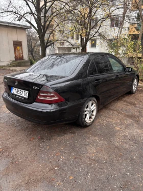 Mercedes-Benz C 200, снимка 10